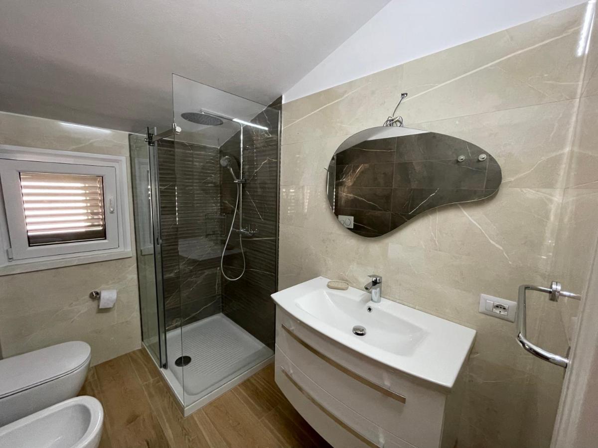 Appartamento A casa di Alice Orikum Esterno foto