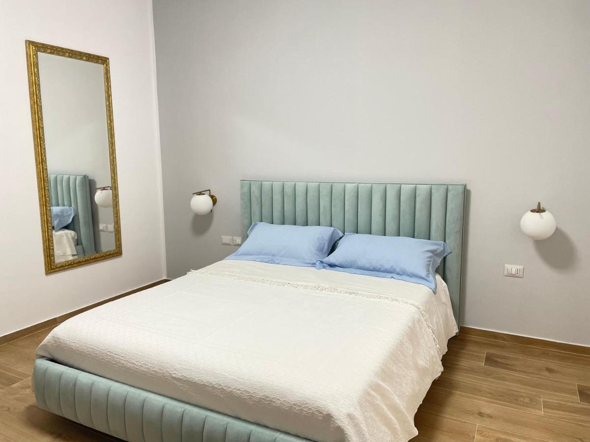 Appartamento A casa di Alice Orikum Esterno foto