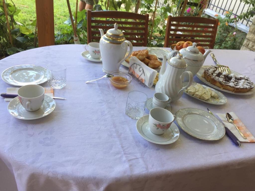 Appartamento A casa di Alice Orikum Esterno foto